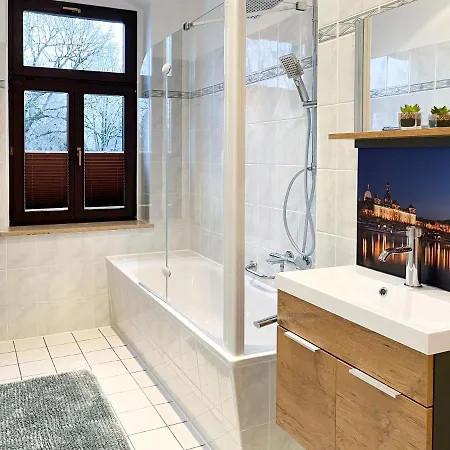 Neu: Wohnperle*feder Apartamento